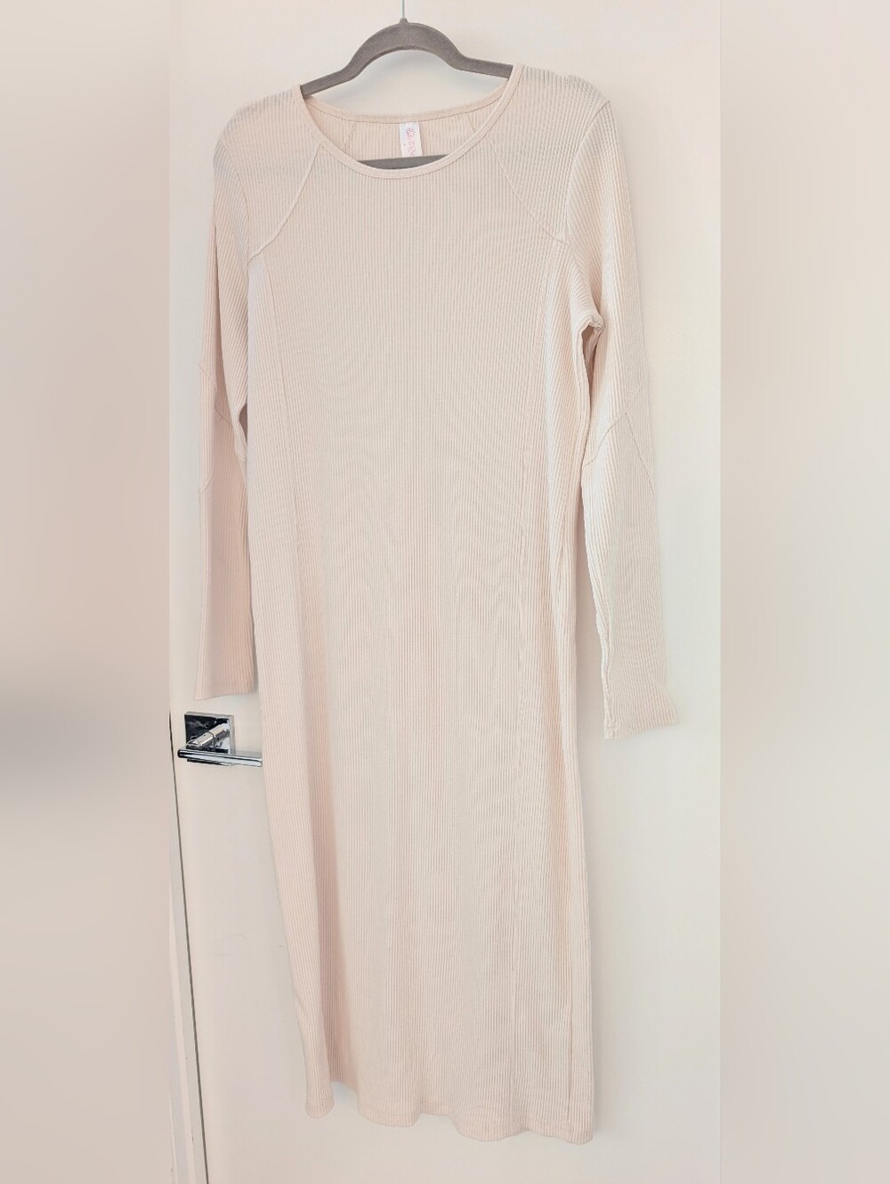 SNOGA Long Sleeve Ribbed Midi Dress - Vanilla Cream